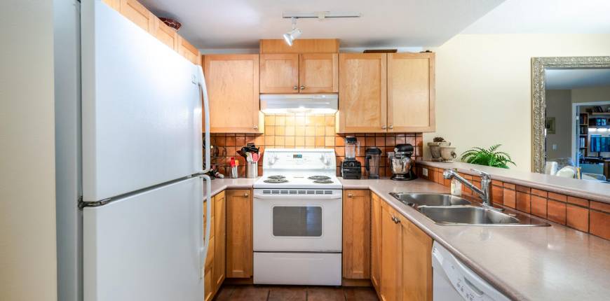 9 - 3036 West 4th Ave, Vancouver, British Columbia, Canada, 1 Bedroom Bedrooms, Register to View ,1 BathroomBathrooms,Condo,For Sale,West 4th Avenue,380600602275860
