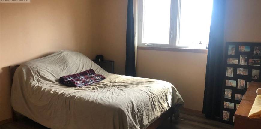 223 4th AVE E, Canora, Saskatchewan, Canada S0A0L0, 3 Bedrooms Bedrooms, Register to View ,1 BathroomBathrooms,House,For Sale,SK849395