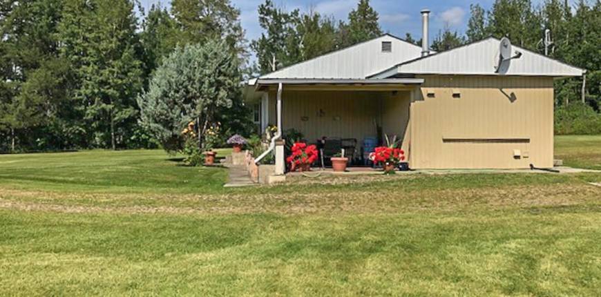 4423 Sunset DR, Rural Lac Ste. Anne County, Alberta, Canada T0E0A0, 2 Bedrooms Bedrooms, Register to View ,1 BathroomBathrooms,House,For Sale,E4248192