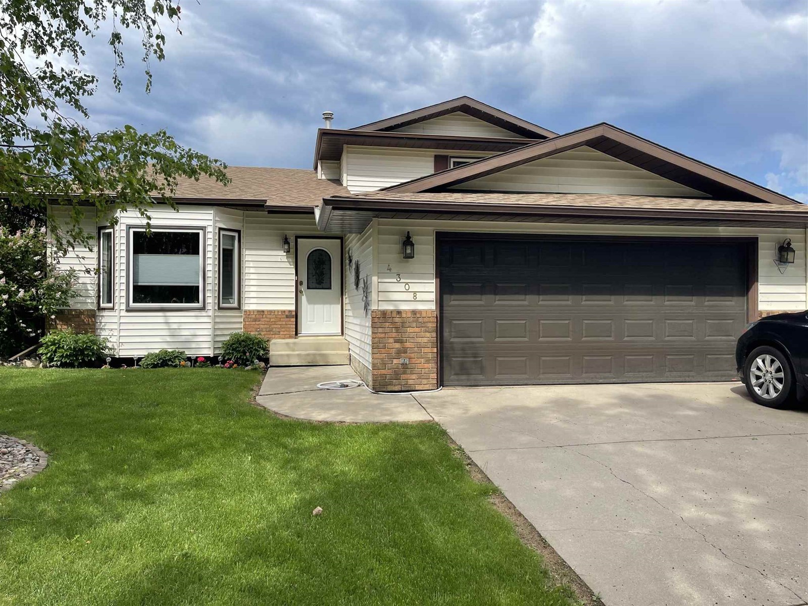 4308 41 ST, Bonnyville Town, Alberta, Canada T9N1V9, 4 Bedrooms Bedrooms, Register to View ,3 BathroomsBathrooms,House,For Sale,E4250069