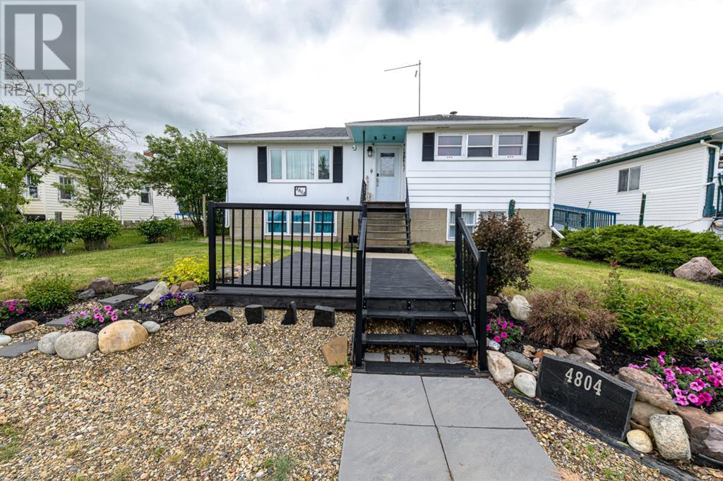 4804 45 Avenue, Spirit River, Alberta, Canada T0H3G0, 4 Bedrooms Bedrooms, Register to View ,2 BathroomsBathrooms,House,For Sale,45,A1121549