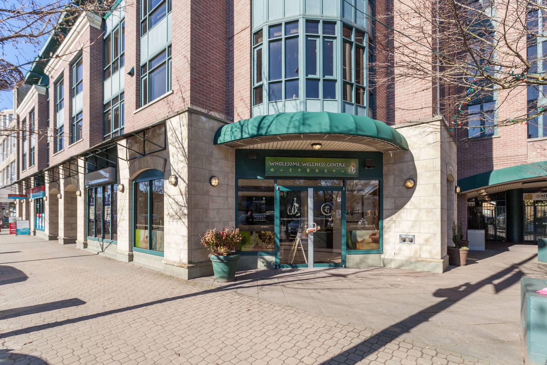2679 West Broadway, Vancouver, British Columbia, Canada V6B 6A2, Register to View ,For Sale,West Broadway,1054