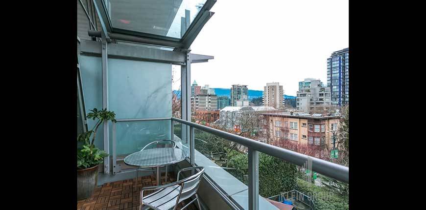 1688 Robson Street, Vancouver, British Columbia, Canada V6G 1C7, 3 Bedrooms Bedrooms, Register to View ,2 BathroomsBathrooms,For Sale,Robson ,1383
