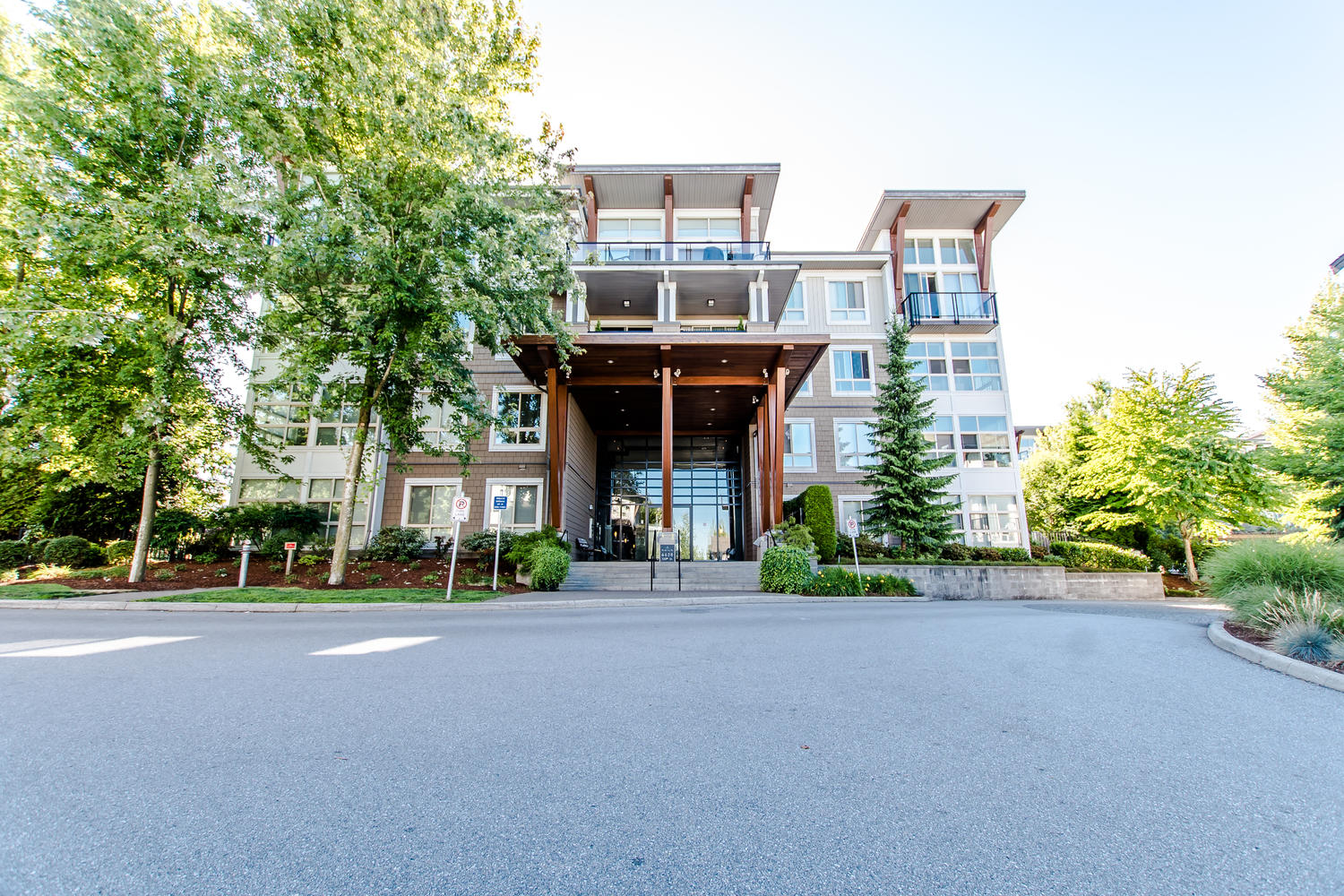 415 - 6628 120th Street, Surrey, British Columbia, Canada, 2 Bedrooms Bedrooms, Register to View ,2 BathroomsBathrooms,For Sale,120th,1547